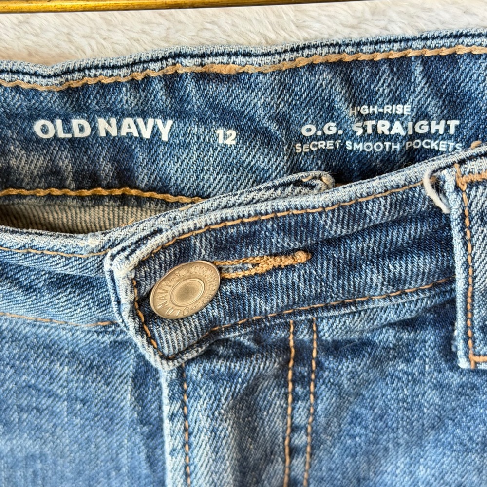 Old Navy Women's 12 Blue OG Straight High Rise Distressed Raw Hem Jeans - Picture 2 of 14